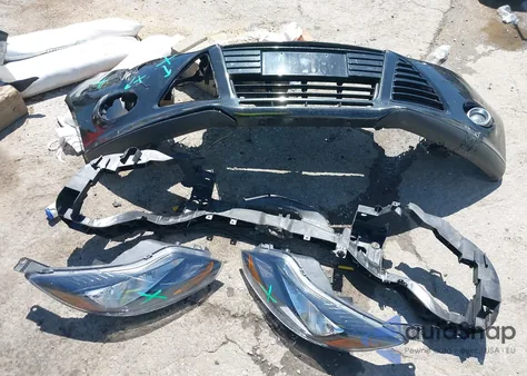 2014 Ford Focus Titanium из США, поврежденный, VIN 1FADP3N21EL429653